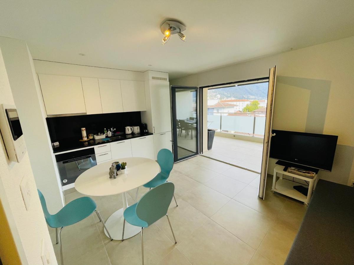 Central Apartment , Free Parking Locarno Eksteriør bilde